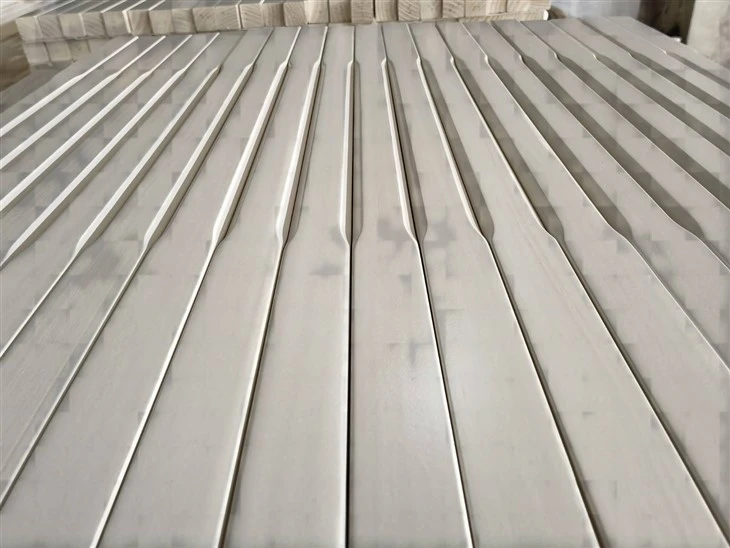 White Primed FJ Pine Stair Spindle